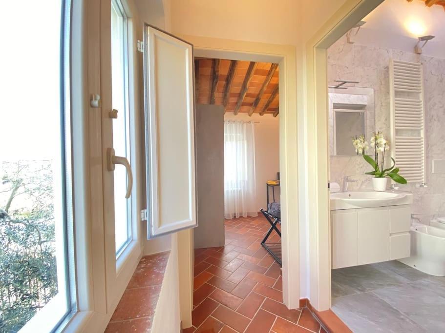 Relax&Business Wi-Fi, Tv Hd, Parcheggio Gratuito Villa Capannori Buitenkant foto